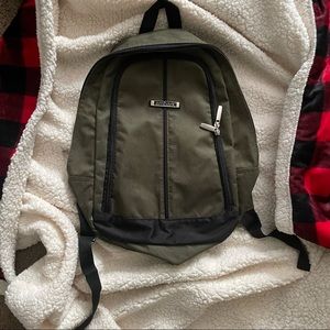 Embark backpack small green